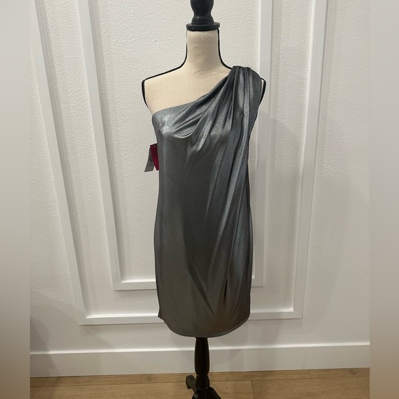 Vince Camuto Dresses & Skirts - NWT Vince Camuto One Shoulder Dress